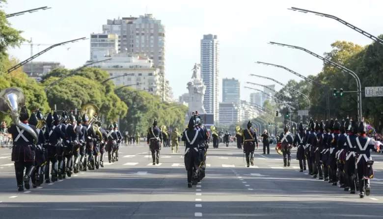 Desfile militar del 9 de Julio en Buenos Aires: horarios, recorridos y cortes de tránsito