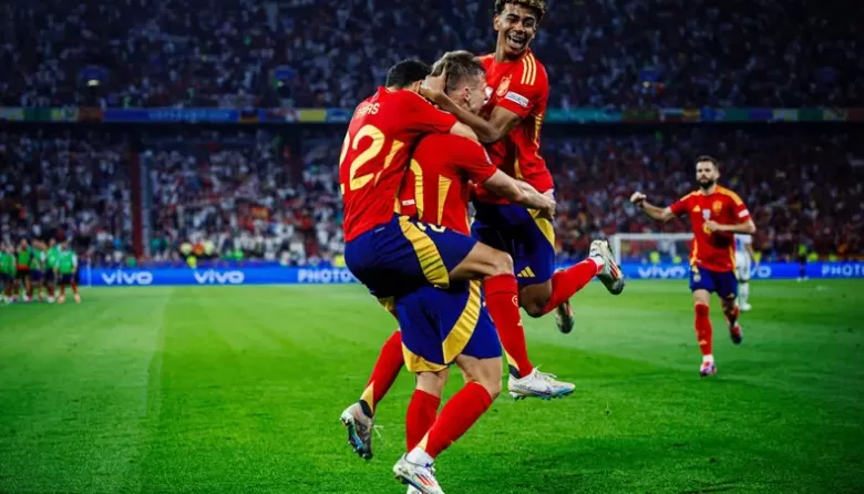 España derrotó a Francia y jugará la final de la Eurocopa
